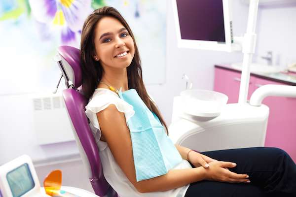 When Will Bleeding After a Tooth Extraction Stop from Elm Street Family Dental in Albany, OR