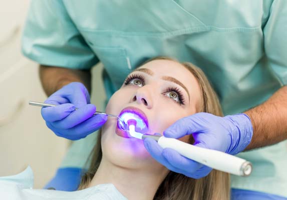 Dental Bonding Can Help With Chipped Teeth