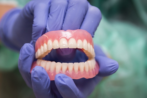 Tooth Removal And Dentures Procedures